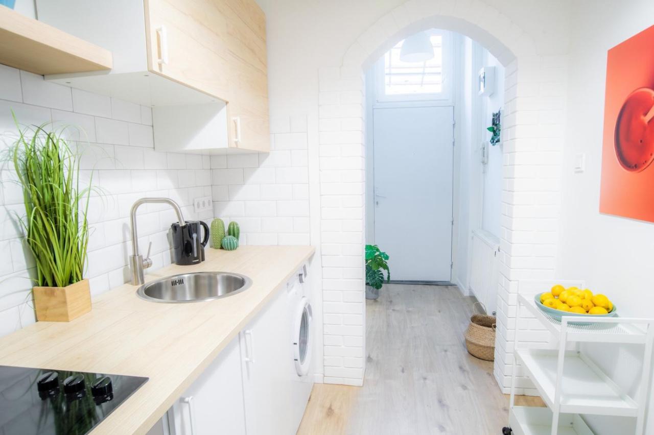 Appartement In Super Location M9 *